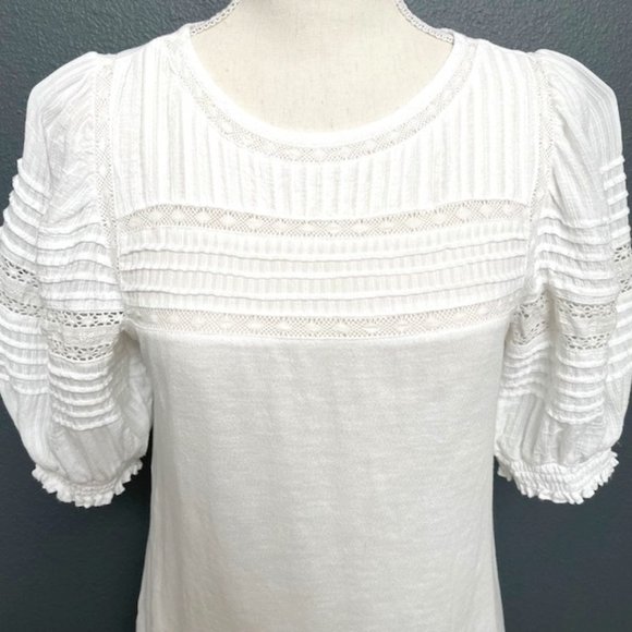 Pretty, Detailed White Cotton and Lace Puff Sleeve Blouse/Top - Picture 1 of 8